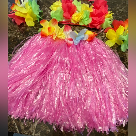 HAWAIIAN CUSTOM GIRL - Picture 4 of 14